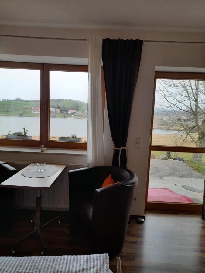 Gaestehaus Am Muttelsee Hotel Tettnang Buitenkant foto