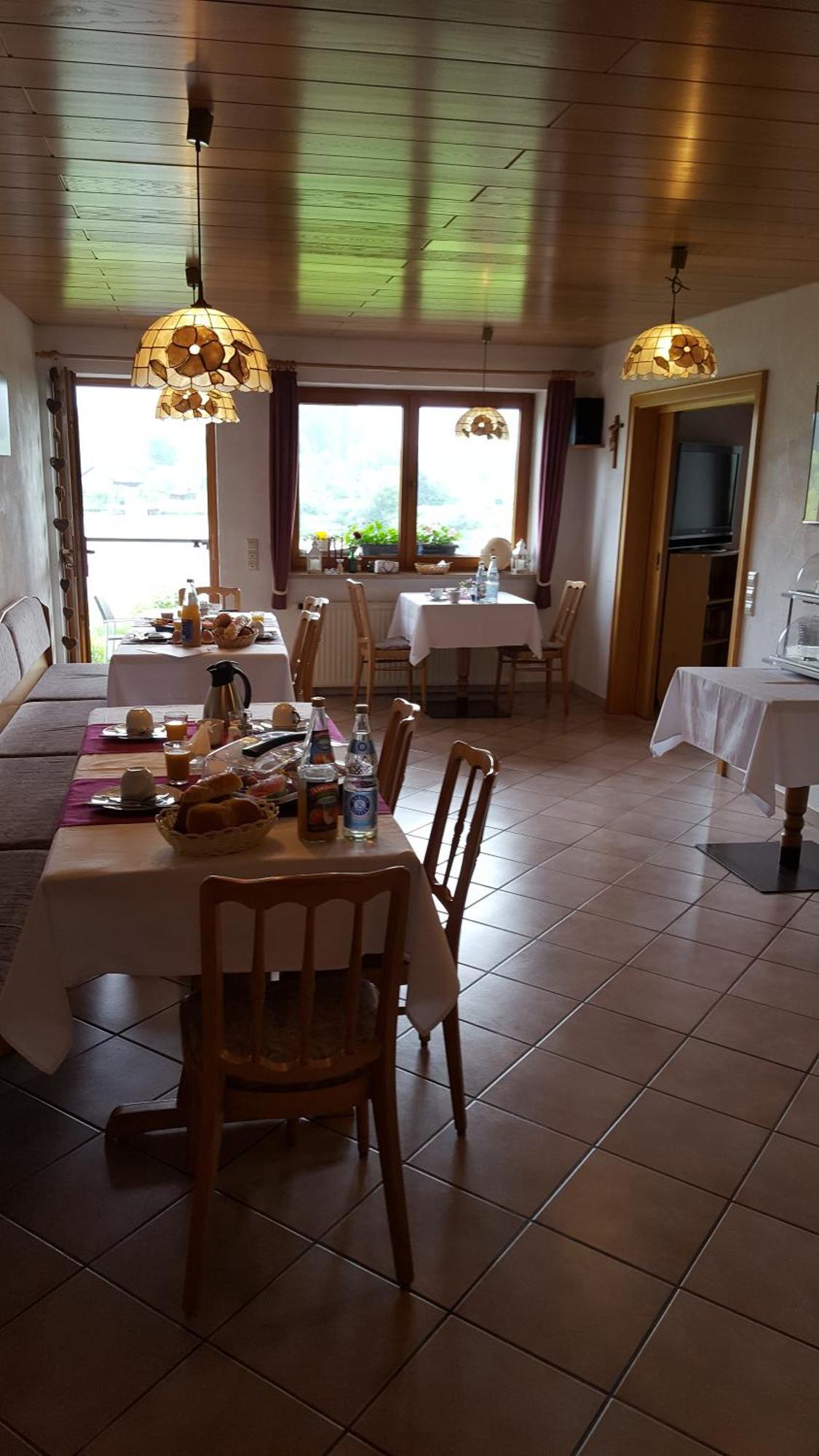 Gaestehaus Am Muttelsee Hotel Tettnang Buitenkant foto