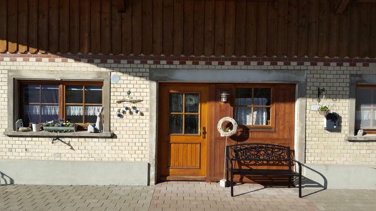 Gaestehaus Am Muttelsee Hotel Tettnang Buitenkant foto